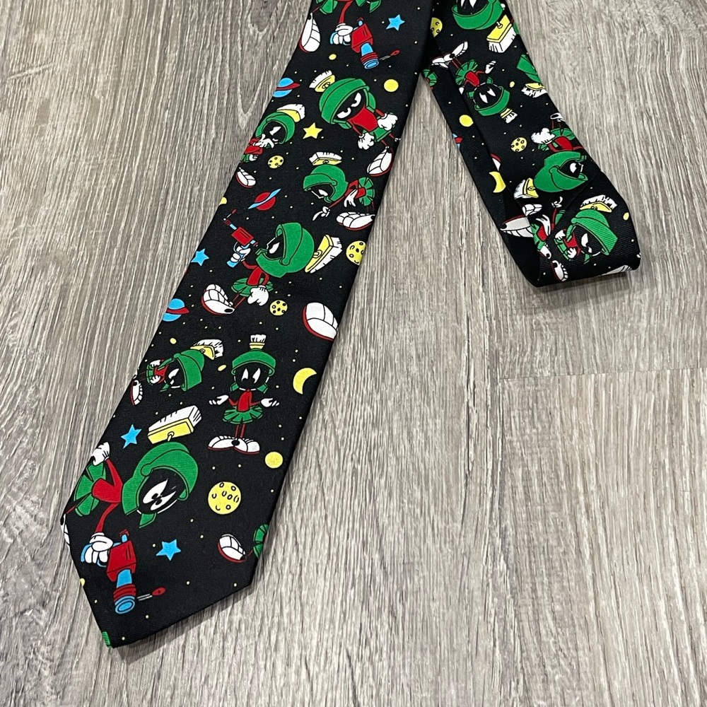 Marvin the Martian kids Tie Warner Bros J45